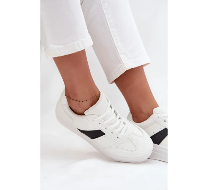 Dámské tenisky na platformě Elvessia – bílé Dámské tenisky na platformě Elvessia – bílé