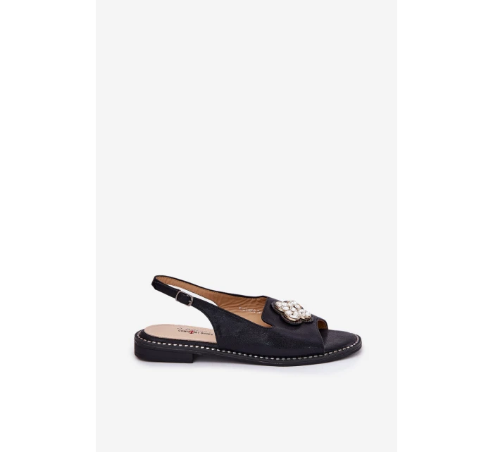 Dámské Sandály Na Plochém Podpatku S Ozdobným Detalem S.Barski KV51-080 Černé Dámské Sandály Na Plochém Podpatku S Ozdobným Detalem S.Barski KV51-080 Černé