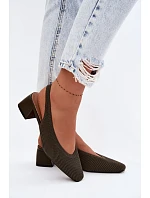 Materiálové dámské sandály na podpatku tmavě zelené model 22102914 - Boto Materiálové dámské sandály na podpatku tmavě zelené model 22102914 - Boto