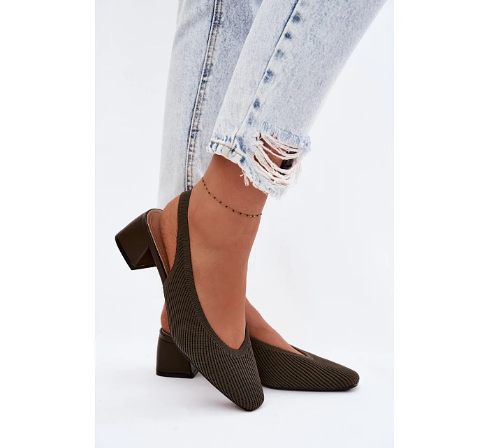 Materiálové dámské sandály na podpatku tmavě zelené model 22102914 - Boto Materiálové dámské sandály na podpatku tmavě zelené model 22102914 - Boto