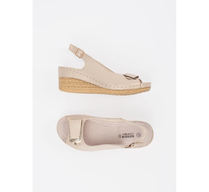 Exkluzívní  sandály hnědé dámské na klínku