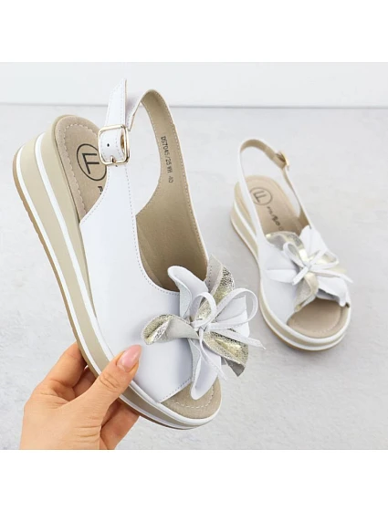 Filippo 7045 dámské kožené sandály s květinovým podpatkem bílé barvy