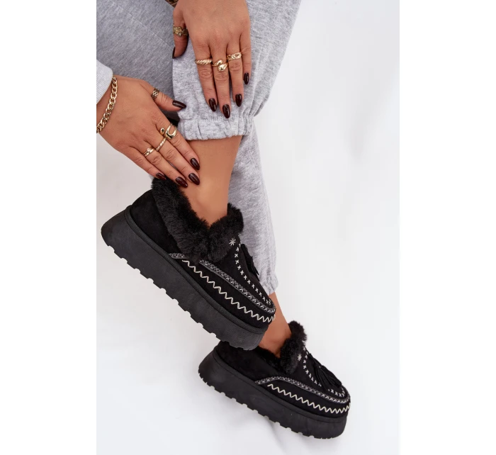 Dámské sněhule na platformě s kožíškem a třásněmi Černé model 21744632 - Boto