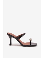 Dámské lodičky na jehlové podpatku s ozdobným detailem Černé Lorissa