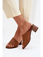 Klapky na podpatku model 227929 Step in style Klapky na podpatku model 227929 Step in style