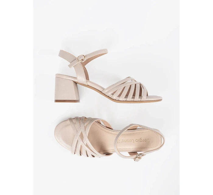 Jedinečné dámské hnědé  sandály Obcas