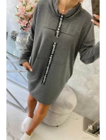 Šaty s kravatou v grafitové barvě