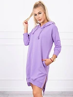 Šaty s kapucí a delšími zády fialové