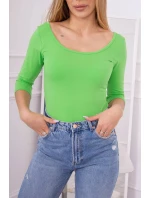 Světle zelená halenka s kulatým výstřihem