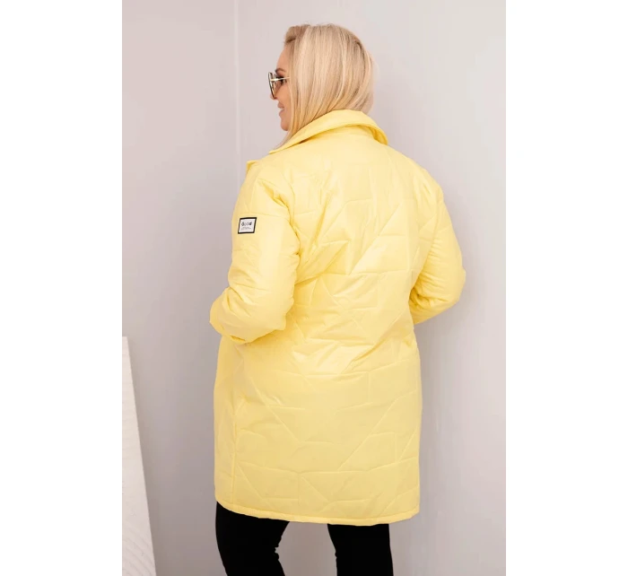 Dámská bunda Plus Size prošívaná s ozdobnými knoflíky a límcem žlutá