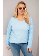 Dámská blůza Plus Size s výstřihem do V a delším zadním dílem modrá Dámská blůza Plus Size s výstřihem do V a delším zadním dílem modrá