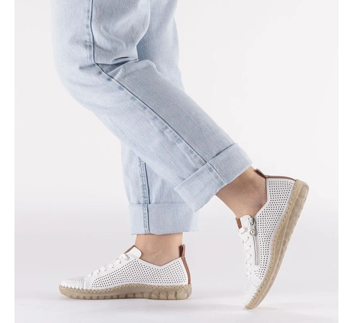 Dámská kožená prolamovaná bílá polobotka Rieker N2405-80