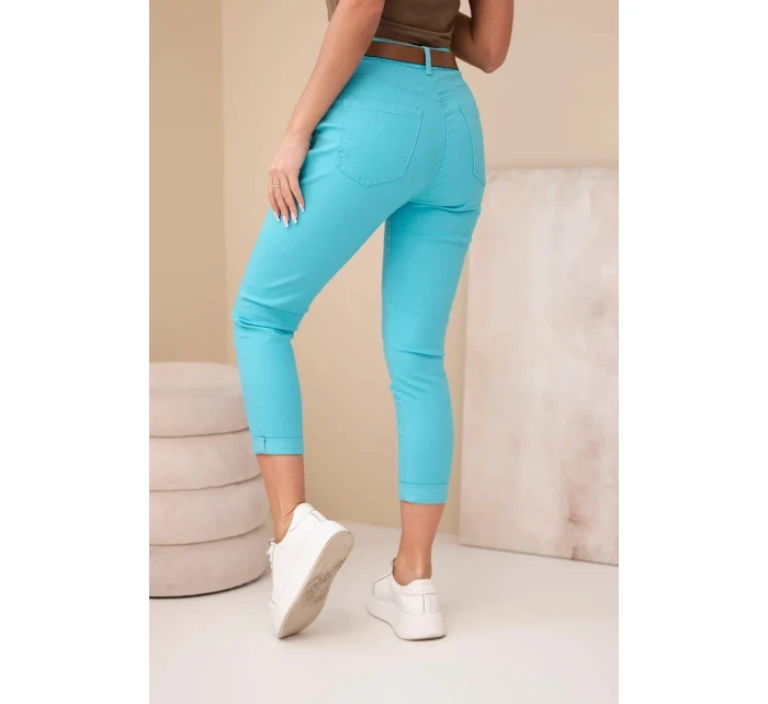 Dámské jarní kalhoty Boyfriend s vysokým pasem a páskem model 21951874 tyrkysové - K-Fashion