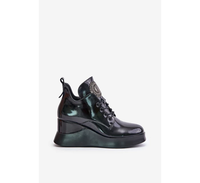 Dámské Lakované Boty Na Klínu Zateplené model 21672157 Černé - VINCEZA