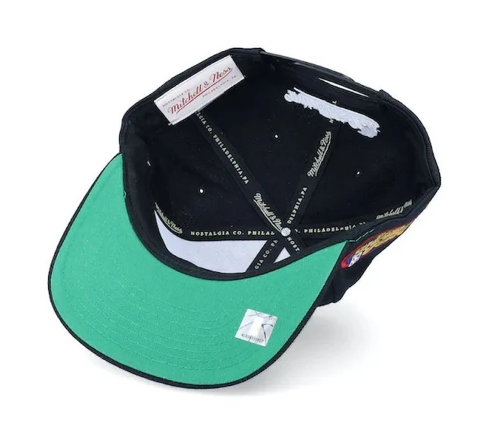 Kšiltovka Mitchell & Ness NBA Chicago Bulls Top Spot Snapback Hwc Bulls HHSS2976-CBUYYPPPBLCK Kšiltovka Mitchell & Ness NBA Chicago Bulls Top Spot Snapback Hwc Bulls HHSS2976-CBUYYPPPBLCK