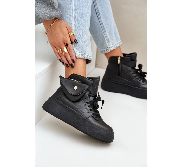 Vysoké sneakersy s kapsou na platformě černé Saramis Vysoké sneakersy s kapsou na platformě černé Saramis