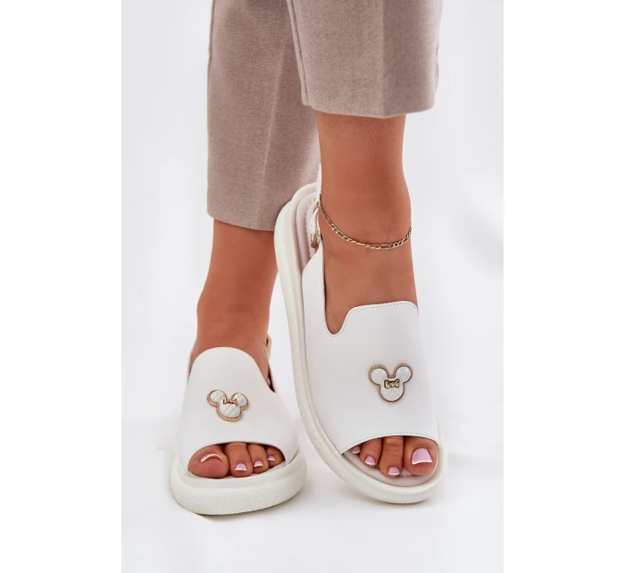 Dámské kožené sandály s ozdobou model 21695456 bílé - VINCEZA