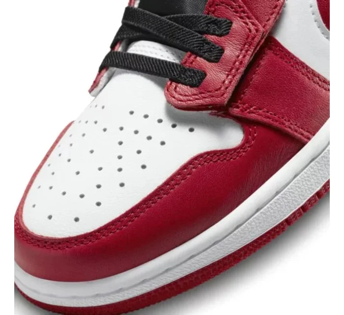 Pánské sportovní boty Air Jordan 1 Low FlyEase M DM1206-163 Červeno-bílá s černou - Nike Pánské sportovní boty Air Jordan 1 Low FlyEase M DM1206-163 Červeno-bílá s černou - Nike