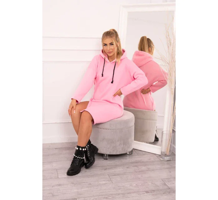 Šaty s kapucí a bočním rozparkem růžové