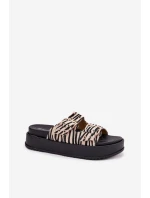 Dámské Pantofle S Přezkami Na Platformě Zebra model 21696604 - Boto