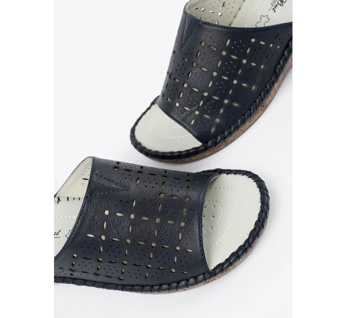 Jedinečné nazouváky dámské tmavě modré na klínku Jedinečné nazouváky dámské tmavě modré na klínku