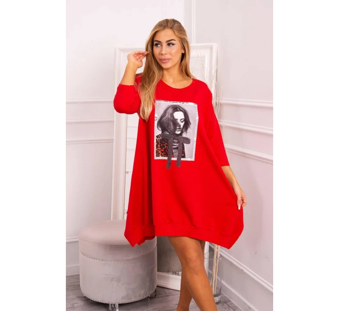 Šaty s potiskem a rozšířenou spodní částí červené Šaty s potiskem a rozšířenou spodní částí červené