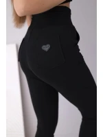 Dámské teplákové kalhoty s vysokým pasem a šňůrkou černé Dámské teplákové kalhoty s vysokým pasem a šňůrkou černé