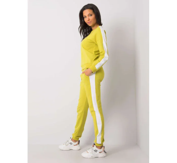 Souprava RV KMPL model 17355785 vápno - FPrice Souprava RV KMPL model 17355785 vápno - FPrice