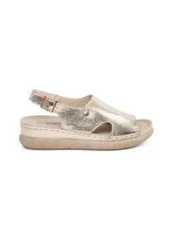 Luxusní dámské  sandály zlaté na plochém podpatku