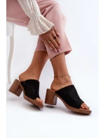 Elegantní Lehké Dámské Sandály Na Podpatku Béžové Varnila Elegantní Lehké Dámské Sandály Na Podpatku Béžové Varnila