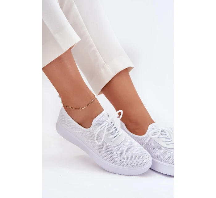 Dámské bílé textilní boty na platformě model 21702961 - Boto
