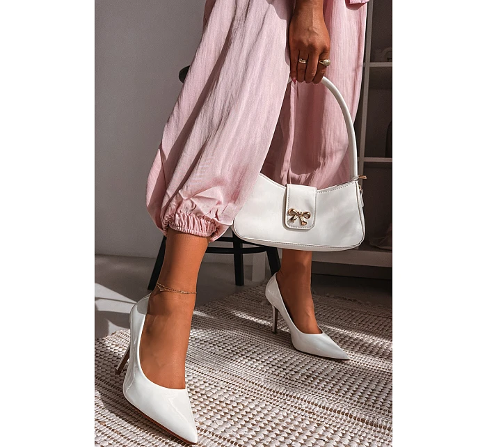 Klasické lakované lodičky z imitace kůže bílé Odira