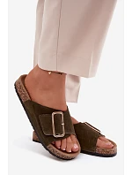 Kožené semišové dámské pantofle s přezkou tmavě zelené model 22120808 - Boto