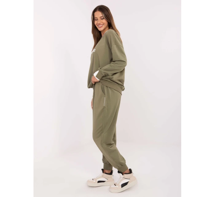 RV KMPL set A883.68 khaki RV KMPL set A883.68 khaki