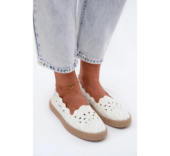 Dámské espadrilky s s květinami bílé model 22123191 - EVENTO