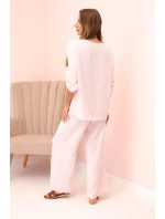 Dámský komplet s halenkou s náhrdelníkem a širokými nohavicemi pudrově růžová Dámský komplet s halenkou s náhrdelníkem a širokými nohavicemi pudrově růžová