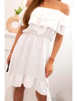 Dámské šaty s odhalenými rameny a prodlouženými zády ecru