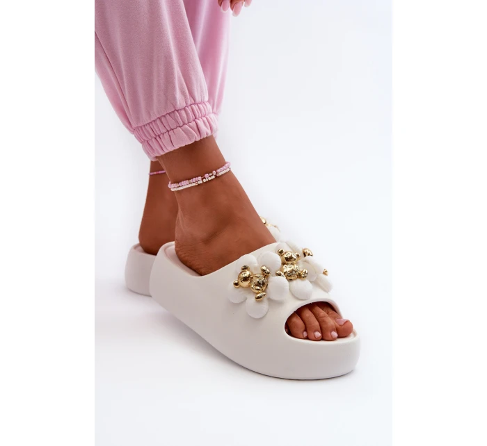 Dámské Pěnové Žabky S Ozdobami Na Podrážce Bílé model 21666043 - Boto