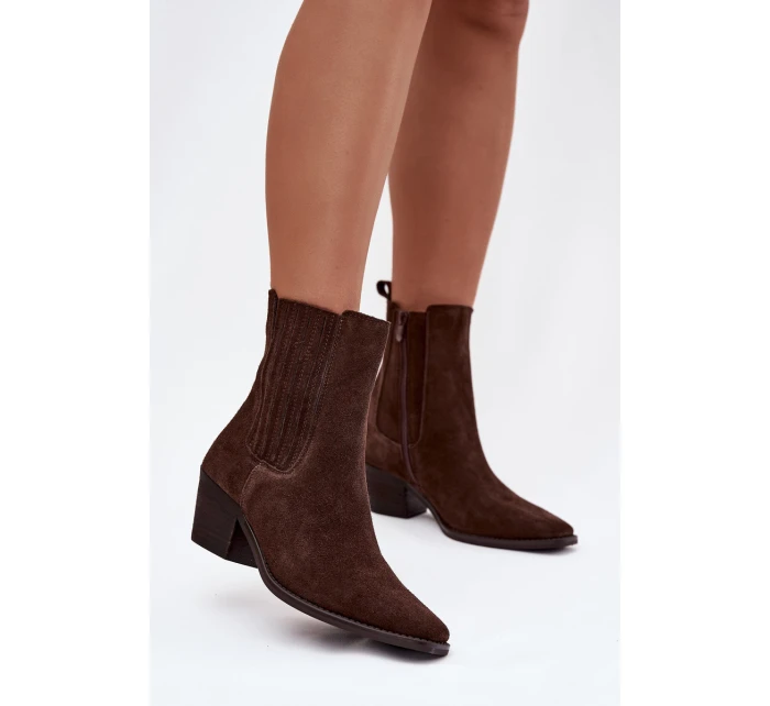 Semišové dámské boty na podpatku zateplené hnědé model 21747763 - Boto Semišové dámské boty na podpatku zateplené hnědé model 21747763 - Boto