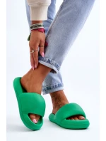 Dámské lehké pěnové pantofle na platformě model 21618541 - Boto Dámské lehké pěnové pantofle na platformě model 21618541 - Boto