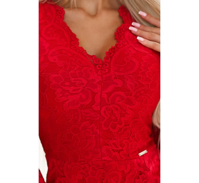 Červené dámské krajkové šaty s dlouhými rukávy a výstřihem model 20725283 - numoco