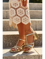 Dámské sandály na vysokém podpatku vyrobené z eko kůže, zlatá Lyana Dámské sandály na vysokém podpatku vyrobené z eko kůže, zlatá Lyana