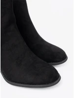 Praktické kotníčkové boty černé dámské na širokém podpatku Praktické kotníčkové boty černé dámské na širokém podpatku