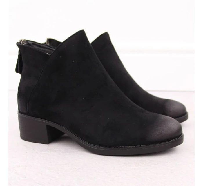 Dámské boty na bloku zateplené černé Potocki 12472 Dámské boty na bloku zateplené černé Potocki 12472