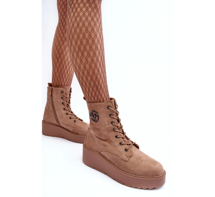 Botky Na Masivní Platformě Bežové model 21634150 - VINCEZA