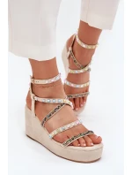 Dámské Sandály Na Klínu Se Na Béžové model 21702856 - Boto Dámské Sandály Na Klínu Se Na Béžové model 21702856 - Boto