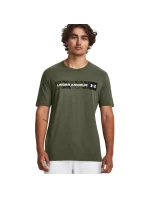 Under Armour Camo Chest Stripe T-shirt M 1376830 390 pánské Under Armour Camo Chest Stripe T-shirt M 1376830 390 pánské
