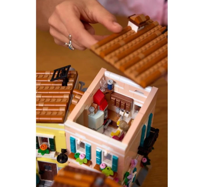 LEGO Ideas 21359 Italská riviéra