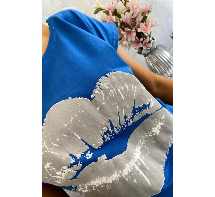 Halenka s potiskem rtů chrpově modrá