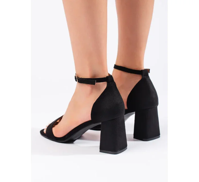 Designové černé dámské sandály na širokém podpatku Designové černé dámské sandály na širokém podpatku